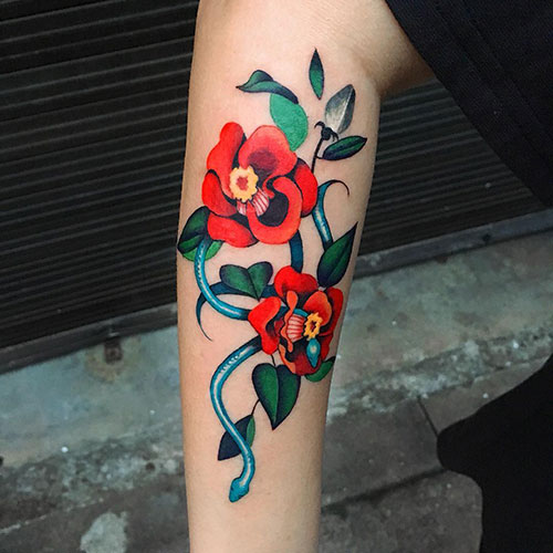 Realistic Flower Tattoo Ideas For Women