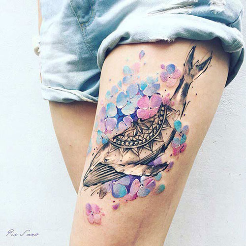 Cool Female Thigh Tattoo Designs