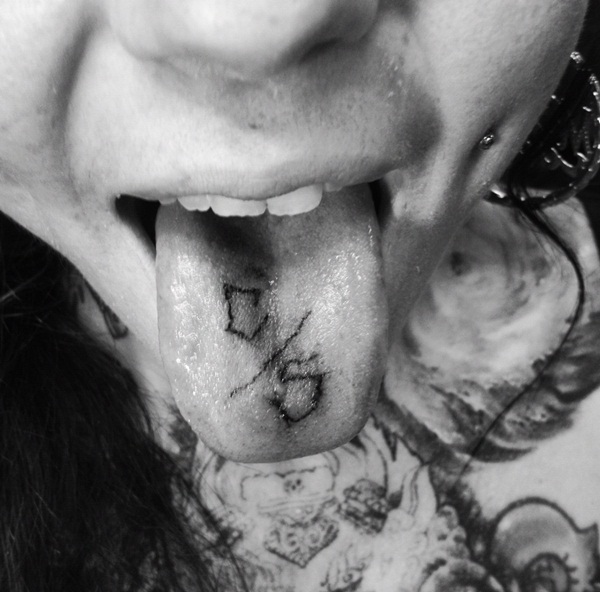 tongue tattoo (13)