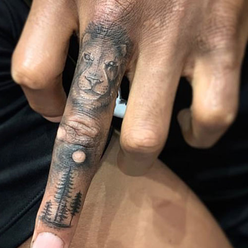 Best Lion Finger Tattoos