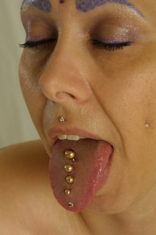 many-piercing-for-tongue