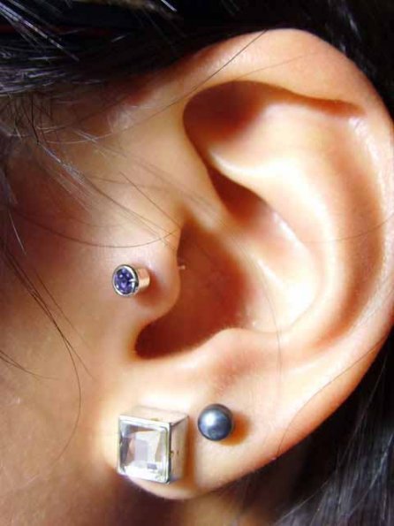 tragus-piercing39_595